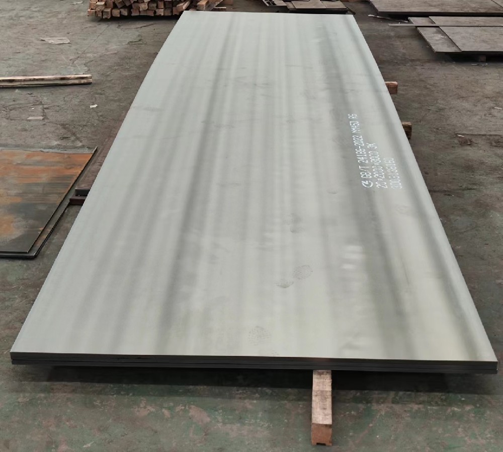 Wear-resistant steel plate